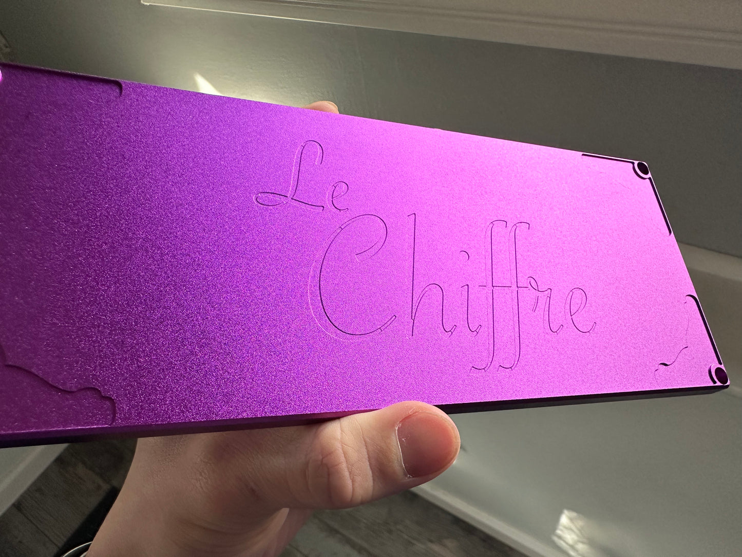 Le Chiffre+ B stock bottoms