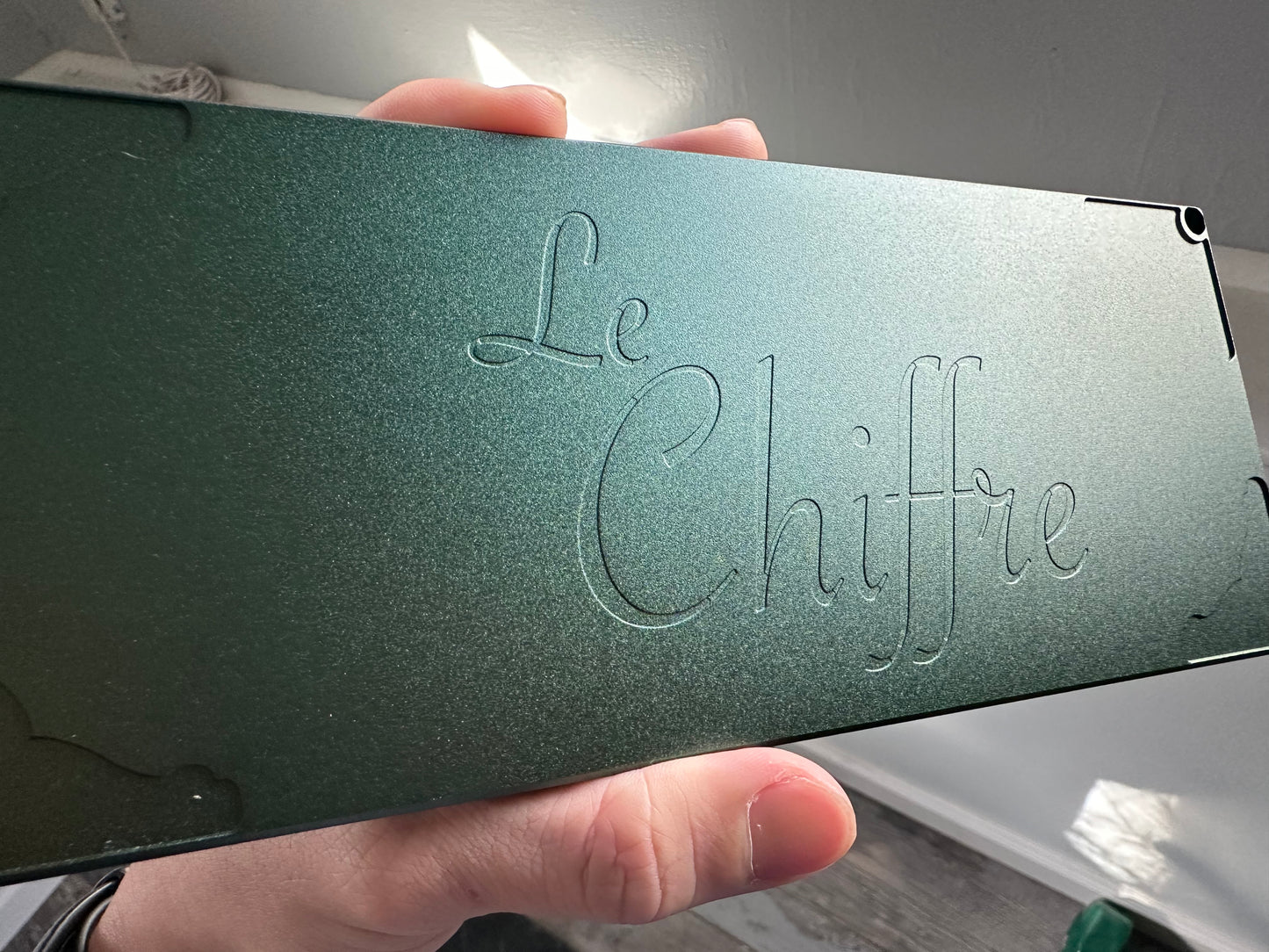 Le Chiffre+ B stock bottoms